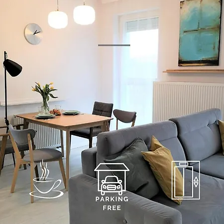Apart 21 Pod Gwiazdami - Prywatny Parking Apartment