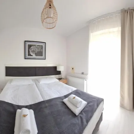 Apart 21 Pod Gwiazdami - Prywatny Parking * Stettin